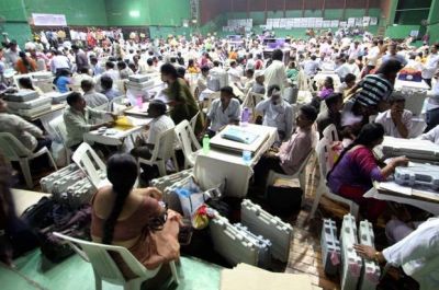 तेलंगाना चुनाव: दो करोड़ अस्सी लाख मतदाता करेंगे 1821 उम्मीदवारों की किस्मत का फैसला