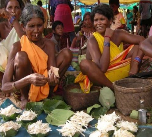 केरल: दो निगमों के बीच हुआ आदिवासी महिलाओं के विकास के लिए समझौता