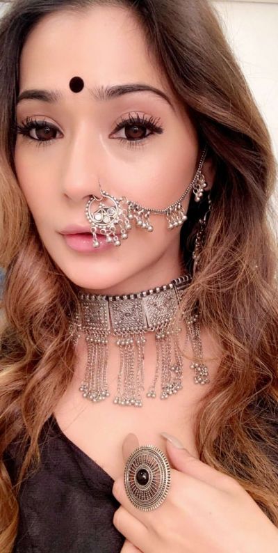 New Single Honey Bunny Is Labour Of Love And Passion Says Sara Khan