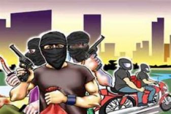दिल्ली में इस ज्वेलरी शोरूम से चोरों ने उड़ाये 35 करोड़ के गहने