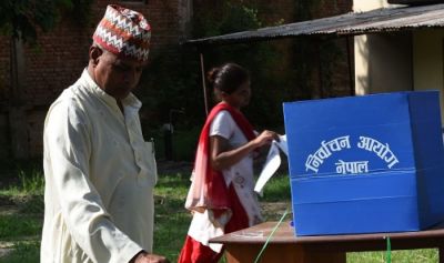 नेपाल के ऐतिहासिक चुनाव में वाम गठबंधन का 72 सीटों पर कब्ज़ा