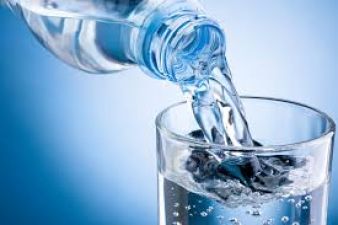 Drinking too much water can give you death, know the symptoms of overhydration.