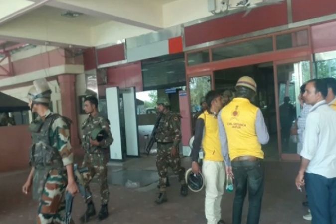 जयपुर हवाई अड्डे पर बम की सूचना से हड़कंप