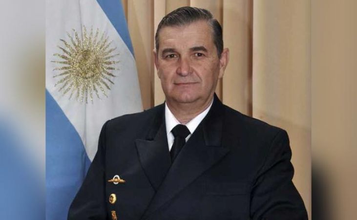 अर्जेंटीना के रक्षा मंत्री ने किया नौ सेना प्रमुख को बर्खास्त