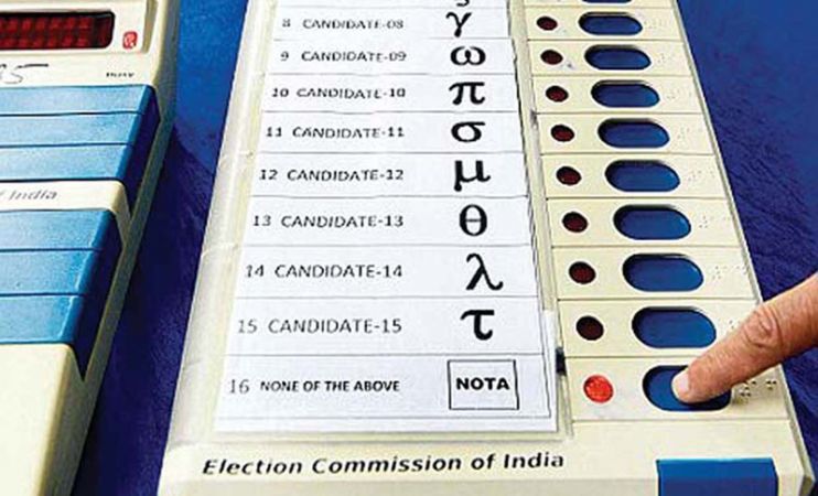 नोटा ने गड़बड़ाया गुजरात का चुनावी परिदृश्य