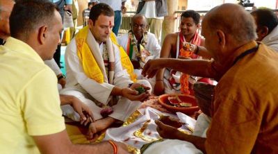 राहुल गांधी ने सोमनाथ मंदिर में किया पूजन