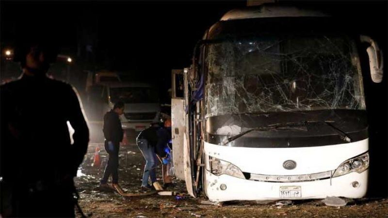 मिस्त्र में पर्यटकों से भरी बस में हुआ बम धमाका, चार लोगों की दर्दनाक मौत