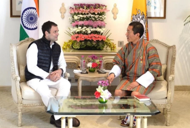 पीएम मोदी के बाद अब राहुल गाँधी से मिले भूटान के प्रधानमंत्री