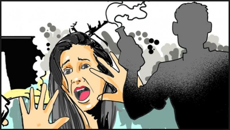 Acid attack on a Women in south Delhi