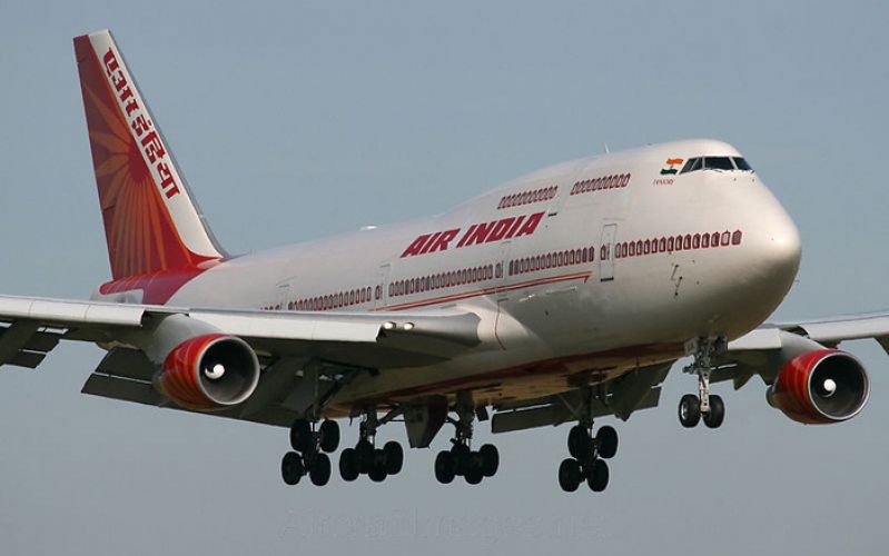 एयर इंडिया की फ्लाइट उड़ने के बाद टल्ली हुई महिला पायलट, 3 महीने के लिए सस्पेंड