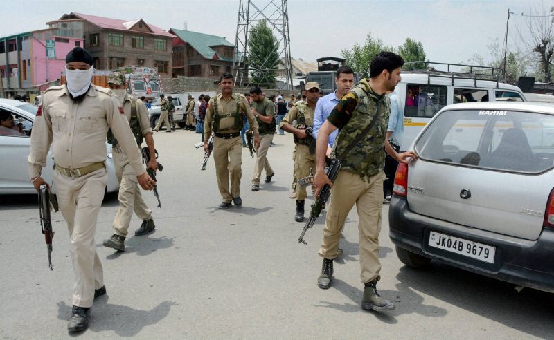 ब्रेकिंग न्यूज़ : श्रीनगर में पुलिस को बड़ी कामयाबी