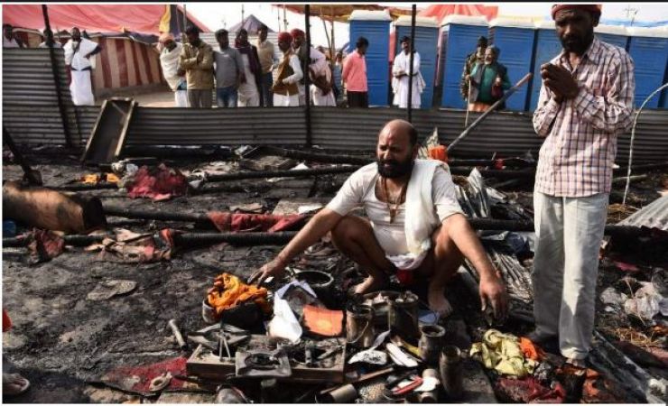 कुंभ में फिर लगी भयानक आग, जलकर ख़ाक हुआ गवर्नर लालजी टंडन का टेंट