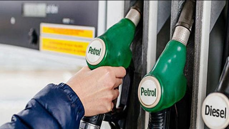 पेट्रोल-डीजल की बढ़ती कीमतों से आज जनता को मिली राहत