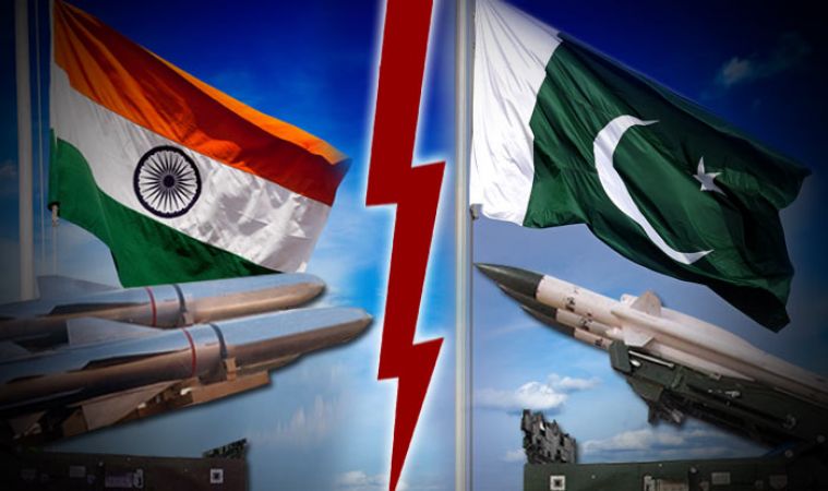 अमेरिका की चेतावनी :  भारत पर परमाणु हमला कर सकता है पाकिस्तान