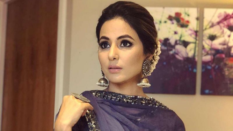 Hina Khan's raises temperature with her latest hot and  sexy photo, check it out here