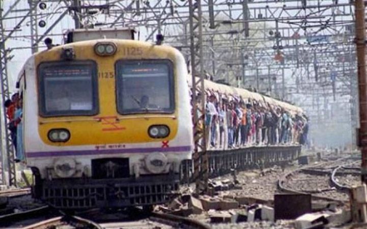 मुंबई में आर्गन्स ट्रांसफर के लिए हुआ लोकल ट्रेन का उपयोग