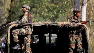 पुलवामा हमला: कश्मीरियों की मदद को आगे आया CRPF, जारी किया हेल्पलाइन नंबर