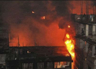 बांग्लादेश के ढाका में इमारत में लगी आग, अब तक 50 की मौत
