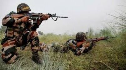 जम्मू कश्मीर: सुरक्षाबलों ने आतंकियों को घेरा, सुबह से एनकाउंटर जारी