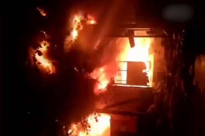 बिहार में भयावह हादसा, घर में आग लगने से 7 लोगों की मौत