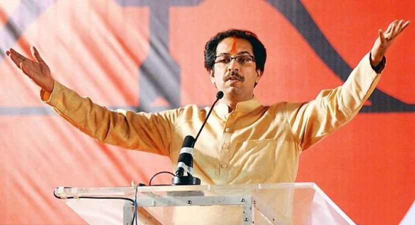 शिवसेना का आरोप: कांग्रेस के साथ बीएमसी में जाने पर ऐतराज मगर जम्मू में पीडीपी के साथ भागीदारी पसंद