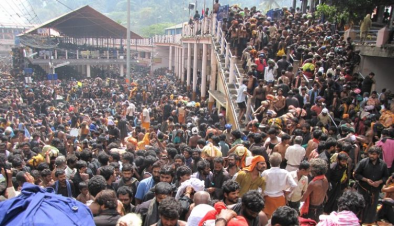 सबरीमाला मंदिर में महिलाओं के प्रवेश के खिलाफ केरल बंद, झड़प में हुई 1 की मौत