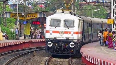 एक साथ रेलवे ने बंद की 300 से ज्यादा ट्रेन, यात्रियों की बढ़ी मुसीबत