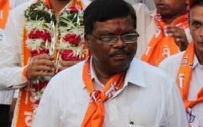 MUMBAI: Shiv Sena leader Ashok Sawant  stabbed to death