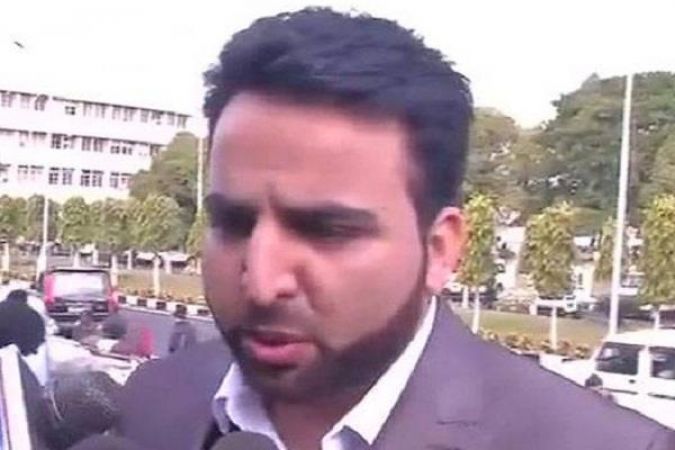 पीडीपी विधायक ने आतंकियों को कहा शहीद