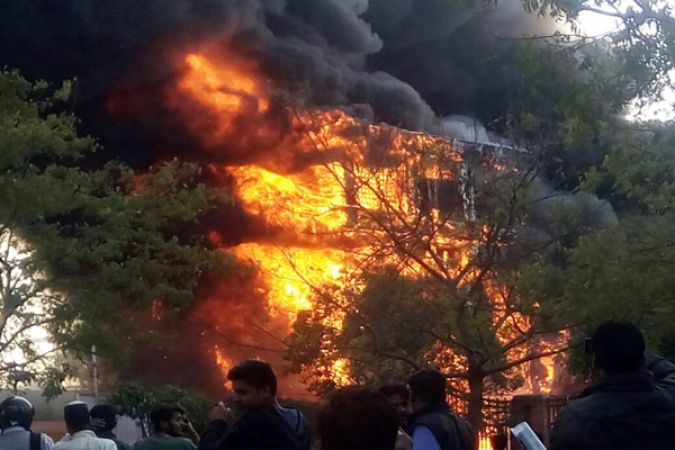 जयपुर में भीषण आग