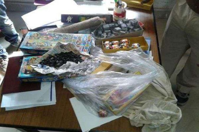 बम बनाने का सामान मिलने से पटना यूनिवर्सिटी में मचा हड़कंप