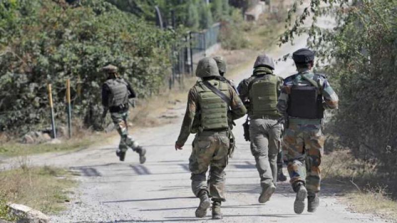जम्मू कश्मीर: दो स्थानों पर आतंकी हमला, आतंकियों ने पुलिस कैंप पर फेंका ग्रेनेड