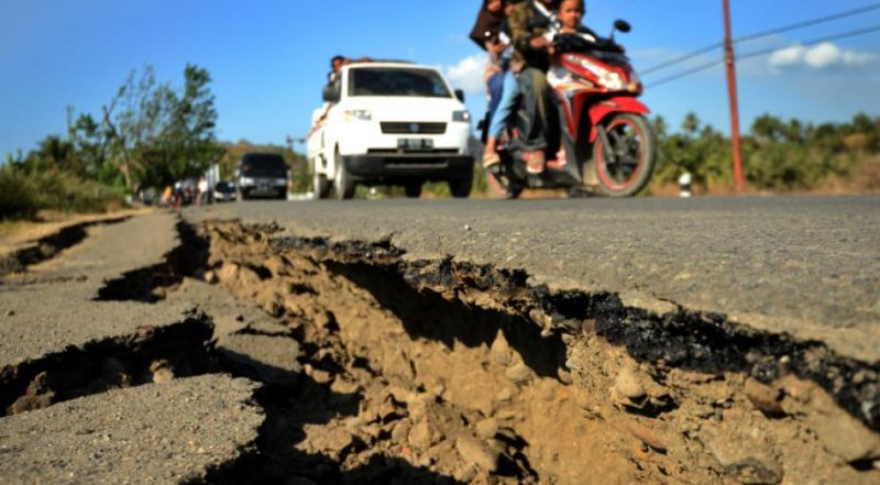इंडोनेशिया में फिर आये भूकंप के झटके
