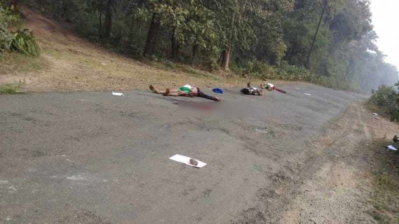 महाराष्ट्र में नक्सलियों ने की तीन ग्रामीणों की हत्या, लाशों को सड़क पर फेंक कर दी चेतावनी
