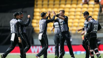 Black caps continue their dominant bowling performance against Pakistan, Pakistan 105 all-out