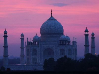 ताज महल के दीदार का समय बदला