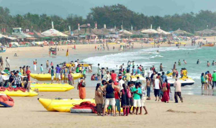 गोवा में उपद्रव मचाना पर्यटकों को पड़ेगा भारी, लगेगा इतना जुर्माना