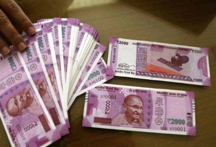 दिल्ली में पकड़ाए 18 लाख रुपये के नए नकली नोट
