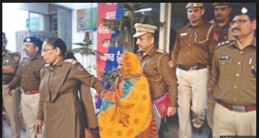 A part-time maid and her minor son was arrested for southeast Delhi flat decomposed bodies