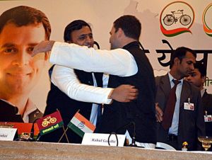 राहुल-अखिलेश प्रेस कॉन्फ्रेंस: अखिलेश ने कहा मैं और राहुल सायकल के दो पहिए