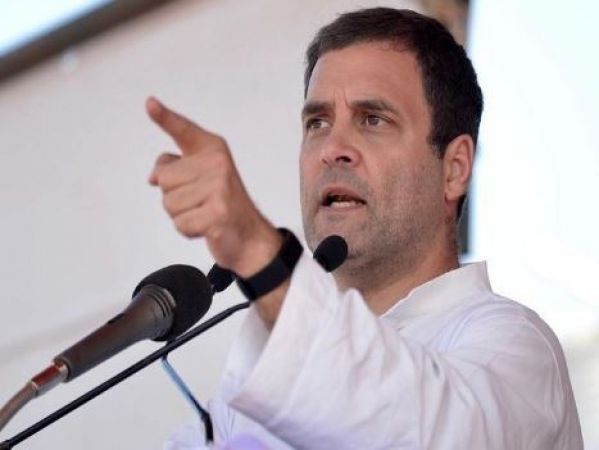 फिर राफेल को लेकर बरसे राहुल, कहा-सोते समय PM को दिखती है अनिल अम्बानी की फोटो