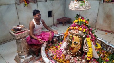 श्रावण मास का पहला सोमवार आज, शिवलायों में उमड़ रहा भक्ति का सैलाब