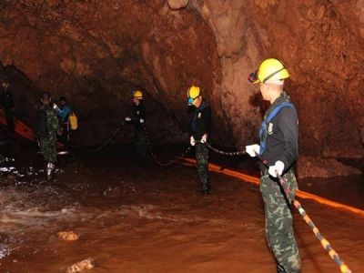 Third rescue Operation to save left Thai boys resumes