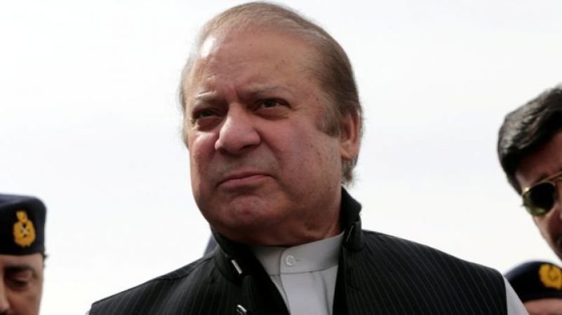 विरोध के बावजूद इस्तीफा नहीं देंगे पाकिस्तान के प्रधानमंत्री नवाज़ शरीफ
