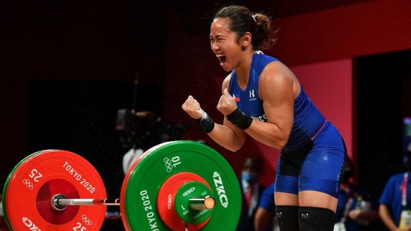 Philippines' First Olympic gold Medal, Hidilyn Diaz wins with weightlifting