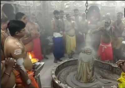 सावन के पहले सोमवार देशभर के शिव मंदिर में लगा भक्तों का तांता