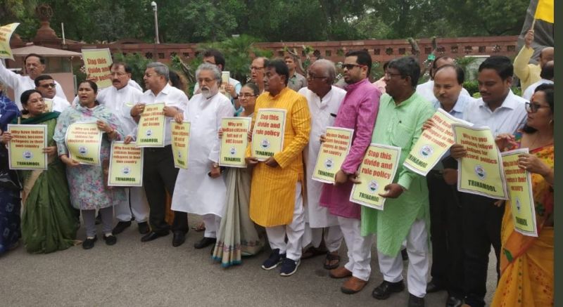 सदन लाइव: असम एनआरसी ड्राफ्ट को लेकर टीएमसी का  विरोध प्रदर्शन
