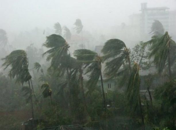 ओडिशा में बारिश के कारण कई क्षेत्रों बिजली गुल रही