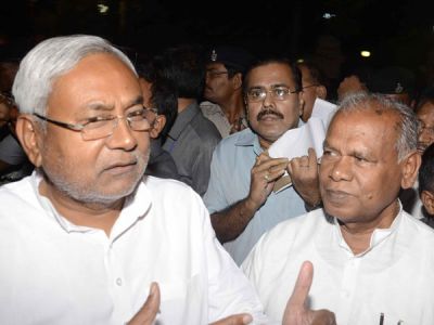 Nitish and Rabri attend the Manjhi's Iftar Party