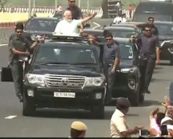 प्रधानमंत्री नरेंद्र मोदी के रोड शो पर खतरा सुरक्षा एजेंसी हाई अलर्ट पर